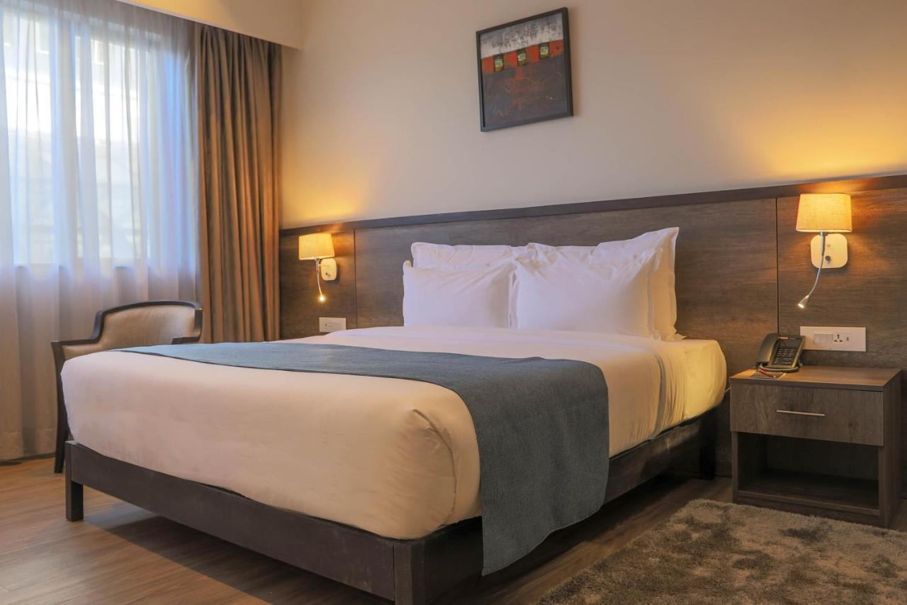 Eka Hotel Eldoret Bagian luar foto